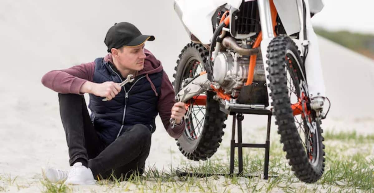 Do Motorcycle Chains Stretch