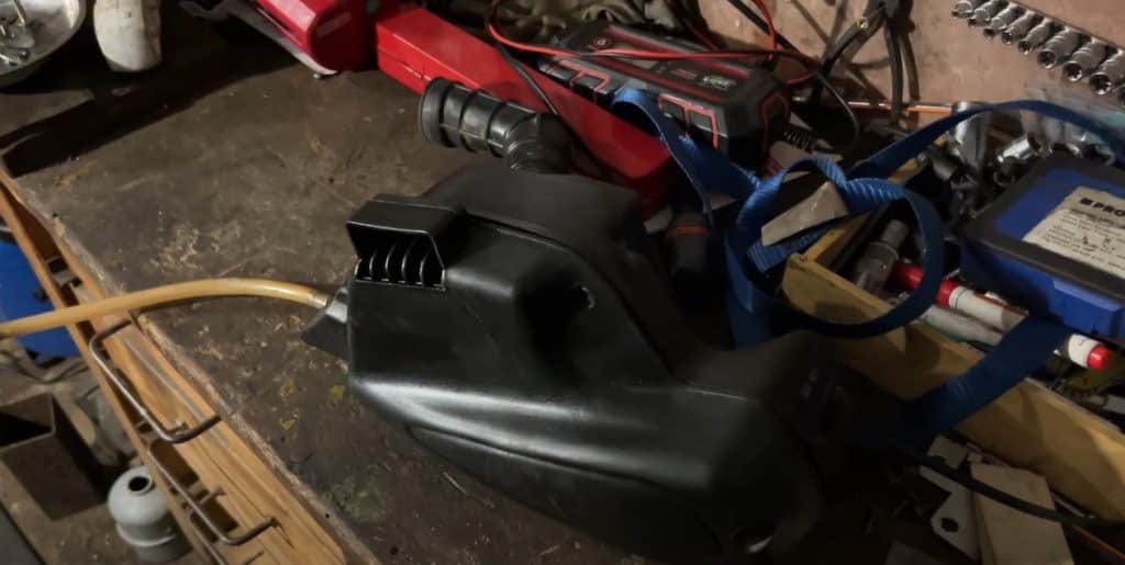 Pod filters and airboxes