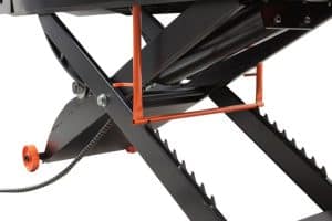 How to Use a Motorcycle Lift Table