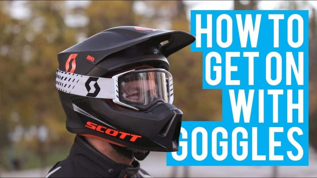 How to Wear Goggles With a Motorcycle Helmet