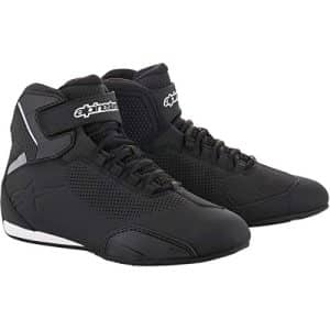 Best Motorcycle Shoes for Flat Footed People