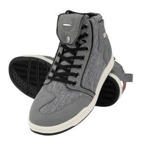 Best Footwear for Motorcycle Riding