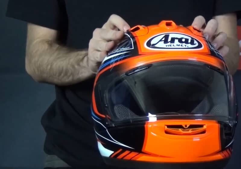 Agv Vs Arai